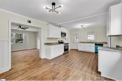 207 Elm Street, Clinton, SC 29325 - Photo 5