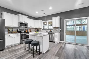 524 Marathon Ct, Boiling Springs, SC 29316 - Photo 7