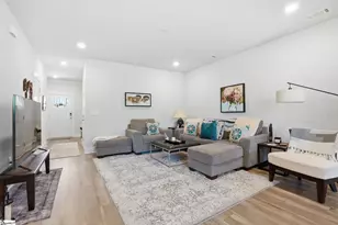 64 Mardale Ln, Greenville, SC 29609 - Photo 5
