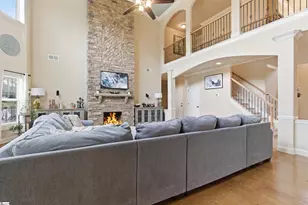 230 Tuxedo Ln, Greer, SC 29651 - Photo 5