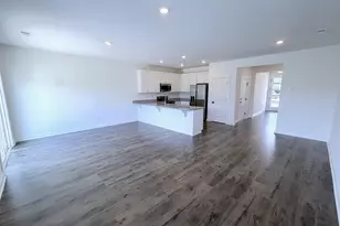 1294 Westgate Vlg Dr, Spartanburg, SC 29301 - Photo 5
