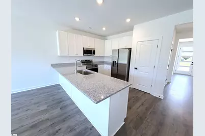 1294 Westgate Village Drive, Spartanburg, SC 29301 - Photo 3