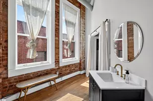 102 N Main St, Greenville, SC 29601 - Photo 5