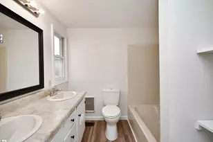 304 N 1st St, Easley, SC 29640 - Photo 31