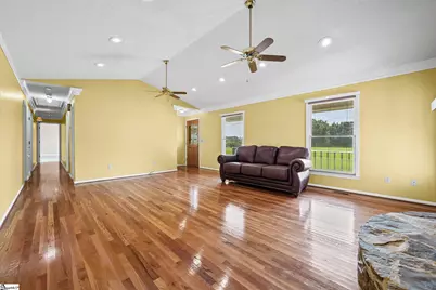 225 Mill Creek Road, Westminster, SC 29693 - Photo 9