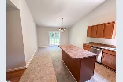 102 Hayworth Avenue, Clinton, SC 29325 - Photo 9