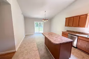 102 Hayworth Ave, Clinton, SC 29325 - Photo 9