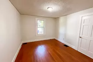 309 E Blue Ridge Dr, Greenville, SC 29609 - Photo 9