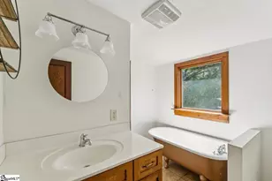 321 S Pine St, Walhalla, SC 29691 - Photo 27
