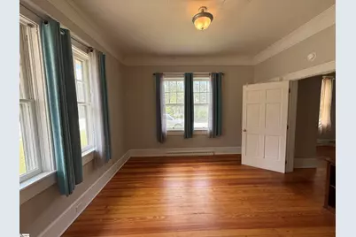 210 W Maple Street, Clinton, SC 29325 - Photo 5