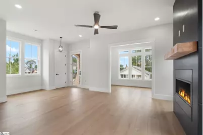 223 S Calhoun Street, Greenville, SC 29601 - Photo 11