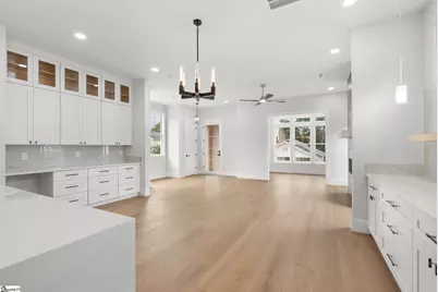 223 S Calhoun Street, Greenville, SC 29601 - Photo 17