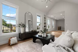 223 S Calhoun St, Greenville, SC 29601 - Photo 29