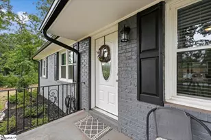 21 Blue Mountain Dr, Greenville, SC 29617 - Photo 3