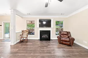 186 Chandler Crest Ct, Greer, SC 29651 - Photo 5