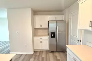 4154 Springshire Ln, Boiling Springs, SC 29316 - Photo 7