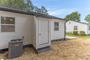12 E Decatur St, Greenville, SC 29617 - Photo 33