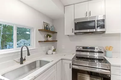 12 E Decatur Street, Greenville, SC 29617 - Photo 11
