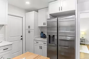 12 E Decatur St, Greenville, SC 29617 - Photo 11