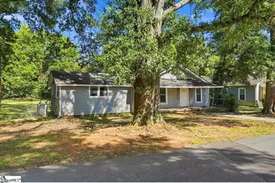 322 W Wilburn Avenue, Greenville, SC 29611 - Photo 3