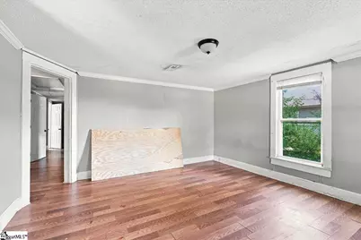322 W Wilburn Avenue, Greenville, SC 29611 - Photo 7