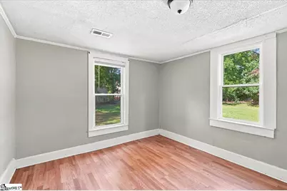 322 W Wilburn Avenue, Greenville, SC 29611 - Photo 17