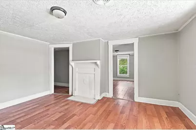 322 W Wilburn Avenue, Greenville, SC 29611 - Photo 9