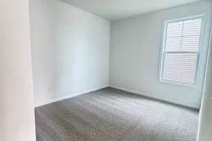 2049 Halton Oaks Dr, Spartanburg, SC 29303 - Photo 15