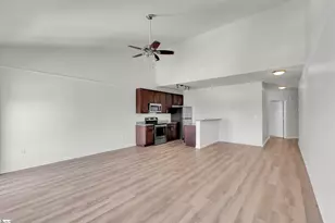 233 N Main St, Greenville, SC 29601 - Photo 5