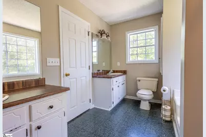 401 Claremont Circle, Spartanburg, SC 29302 - Photo 19