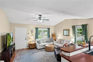 109 Hilldale Ave, Laurens, SC 29360 - Photo 11