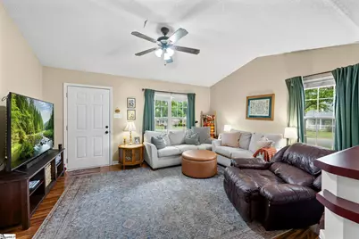 109 Hilldale Avenue, Laurens, SC 29360 - Photo 7