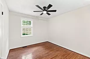 320 Bates View Dr, Travelers Rest, SC 29690 - Photo 13
