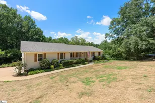 320 Bates View Dr, Travelers Rest, SC 29690 - Photo 3