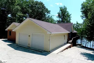 88 Lake Forest Dr, Iva, SC 29655 - Photo 11