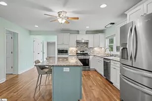 203 Mockingbird St, Seneca, SC 29678 - Photo 17