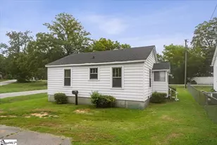 209 W Wilburn Ave, Greenville, SC 29611 - Photo 23