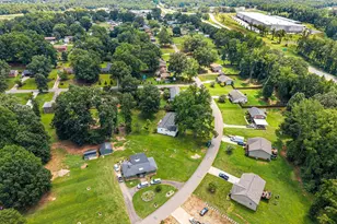 215 Bondale Dr, Spartanburg, SC 29303 - Photo 39