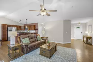 2 Avebury Ct, Travelers Rest, SC 29690 - Photo 7