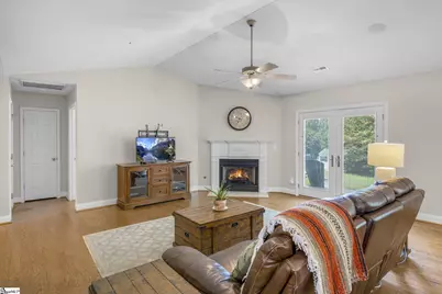 2 Avebury Court, Travelers Rest, SC 29690 - Photo 9