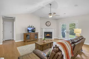 2 Avebury Ct, Travelers Rest, SC 29690 - Photo 9