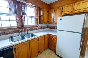 60 Blake St, Greenville, SC 29605 - Photo 7