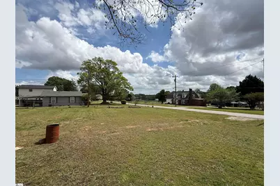 211 Pine Street, Reidville, SC 29375 - Photo 5