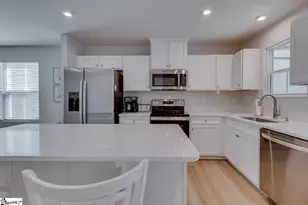 917 Leyburn Ln, Greenville, SC 29617 - Photo 13