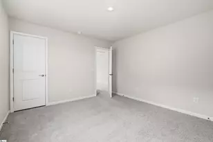 402 Rivergarden Dr, Travelers Rest, SC 29690 - Photo 5