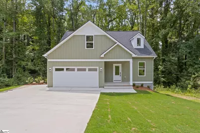 8 Pinewood Drive, Taylors, SC 29687 - Photo 1