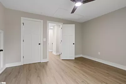 8 Pinewood Drive, Taylors, SC 29687 - Photo 19