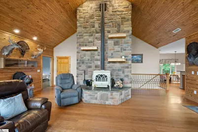 4251 Highway 11, Pickens, SC 29671 - Photo 21