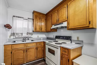 803 King Street, Anderson, SC 29625 - Photo 3