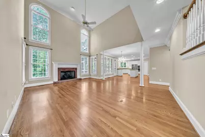 401 Rivercrest Drive, Taylors, SC 29687 - Photo 9